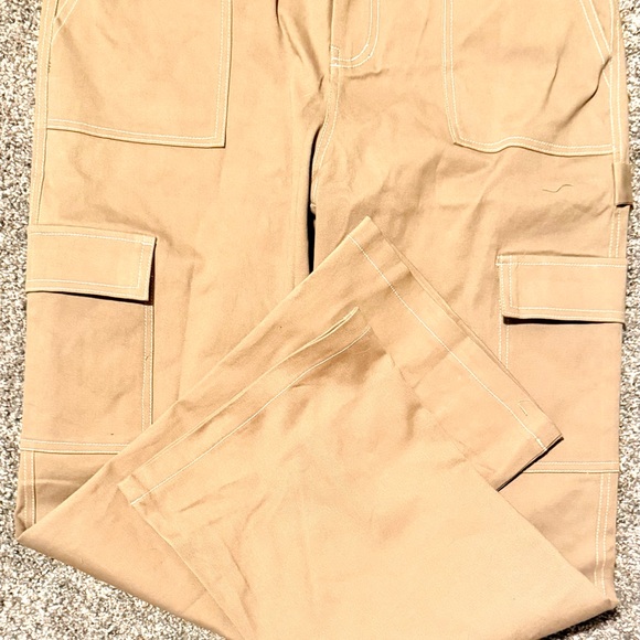 Hem & Thread Tan Wide Leg Cargo Pants - Picture 8 of 9